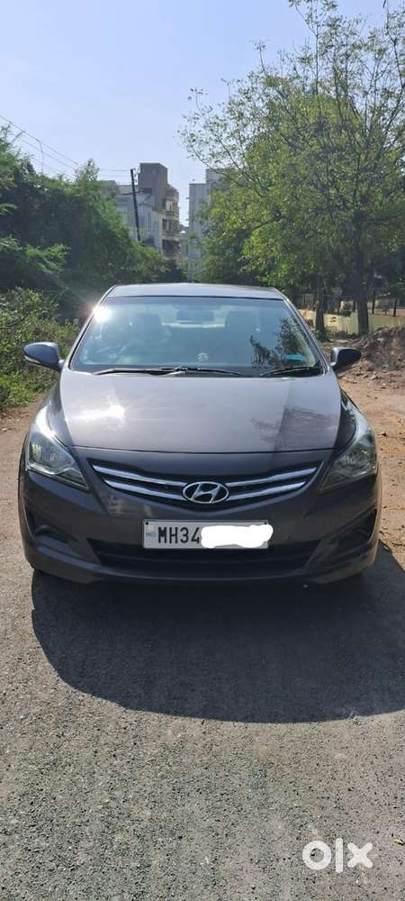Hyundai Fluidic Verna 2015