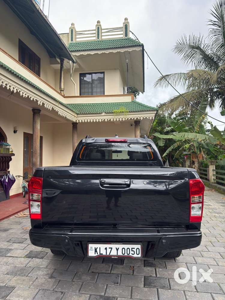 Isuzu V-cross 2023 Diesel