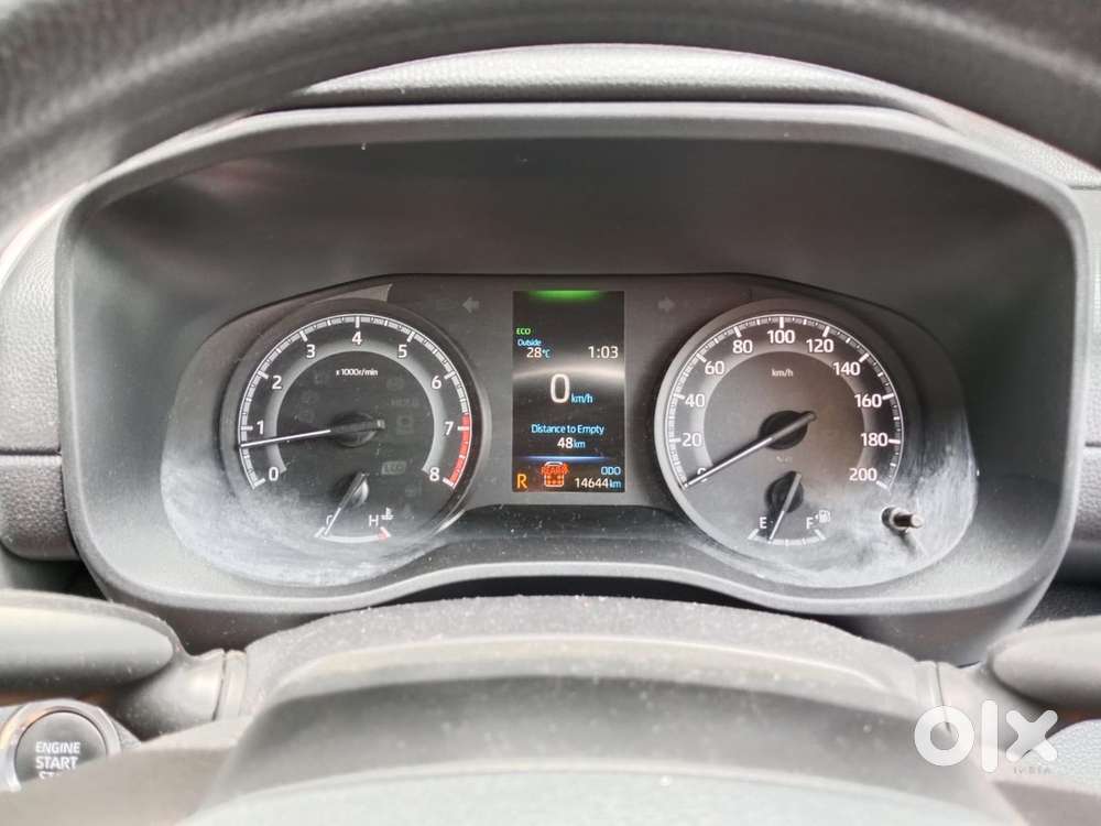 Toyota Innova Hycross 2024