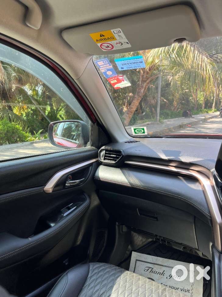 Maruti Suzuki Grand Vitara 1.5 Alpha Plus Intelligent Hybrid Ecvt, 2..
