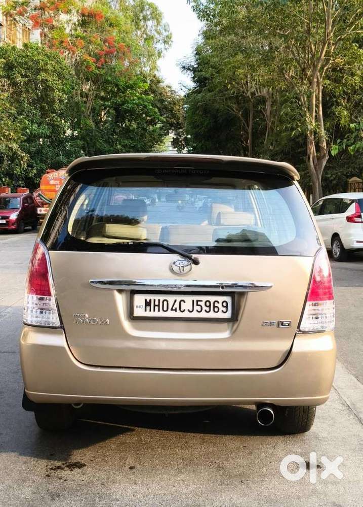 Toyota Innova 2.5 G (diesel) 8 Seater, 2005, Diesel