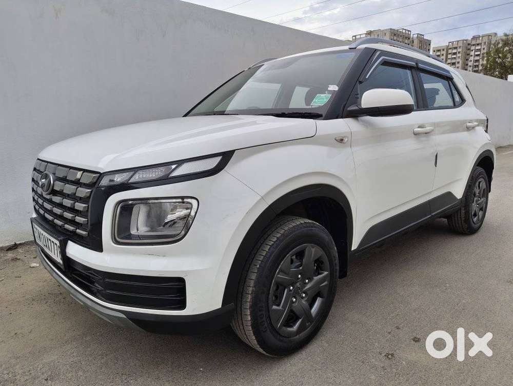 Hyundai Venue S, 2023, Petrol