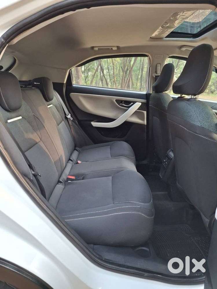 Tata Nexon, 2024, Petrol