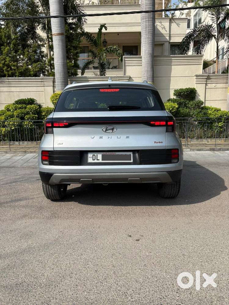 Hyundai Venue 1.0 Sx (o) Turbo Dct, 2023, Petrol
