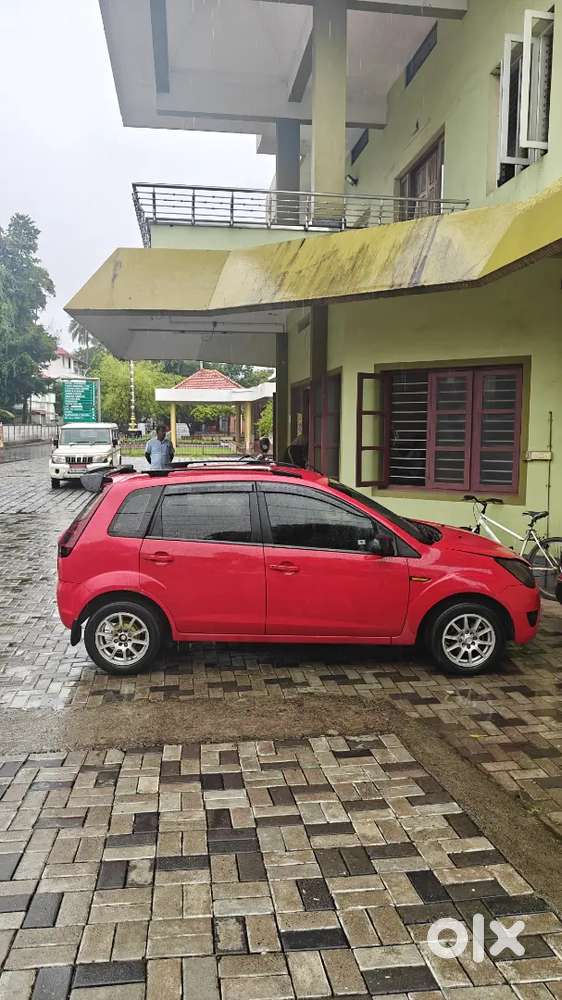 Ford Figo 2010 Diesel 124000 Km Driven