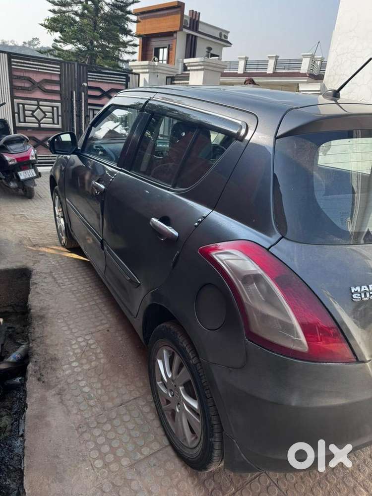 Swift Zxi Petrol 2017