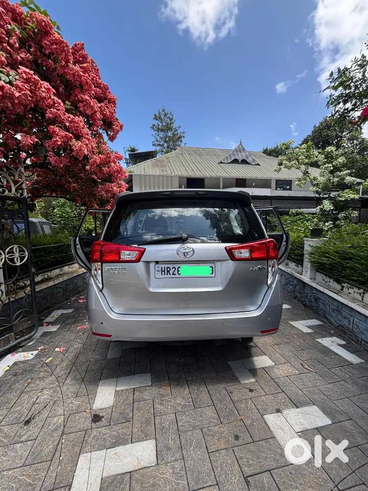 Toyota Innova Crysta 2019
