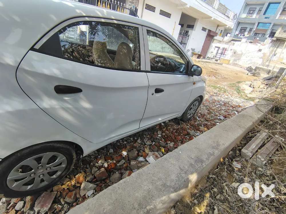 Hyundai Eon Magna+ Petrol 2015