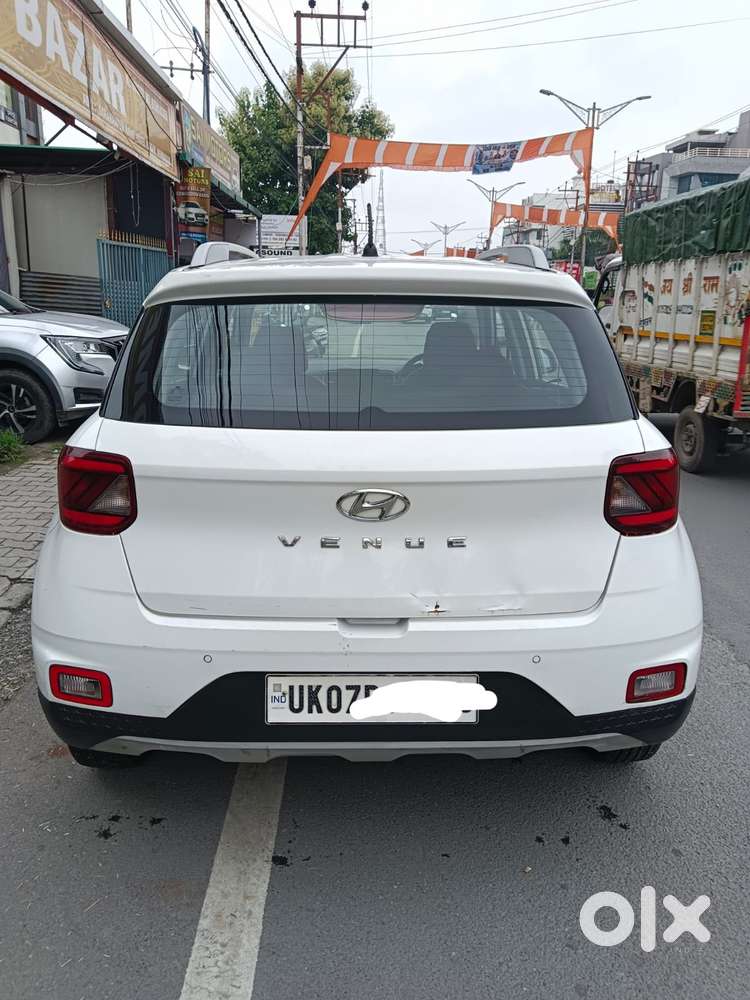 Hyundai Venue 1.2 S (o), 2020, Petrol