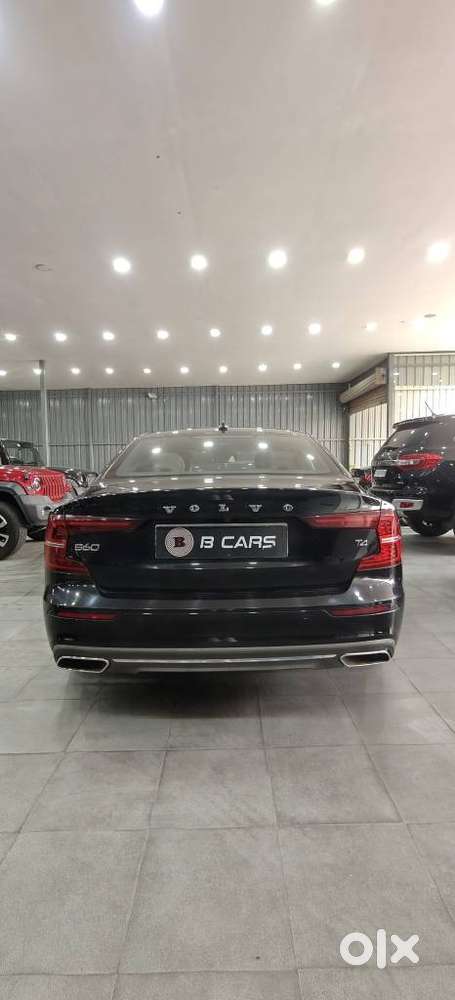Volvo S60 T4 Inscription, 2021, Petrol