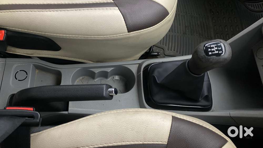 Tata Tiago Xe, 2020, Petrol