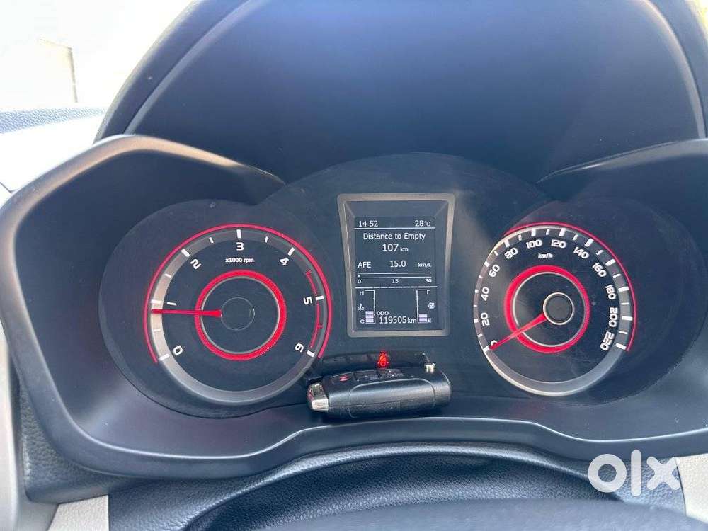 Mahindra Xuv300 W8 Option Dual Tone Diesel, 2020, Diesel