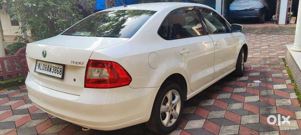 Skoda Rapid 1.5 Tdi Ambition With Alloy Wheel, 2011, Diesel