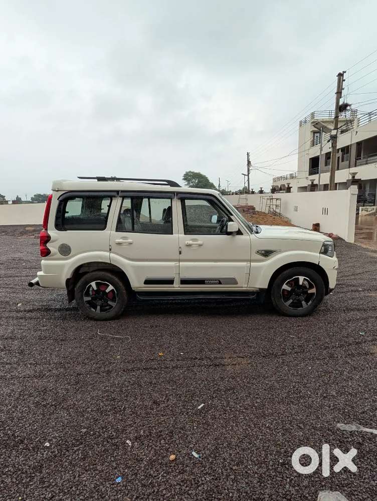 Mahindra Scorpio Classic 2023