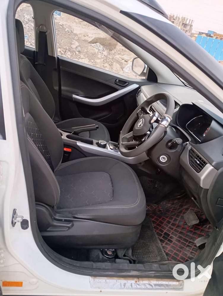 Tata Nexon 1.2 Revotron Xma Amt (s), 2022, Petrol