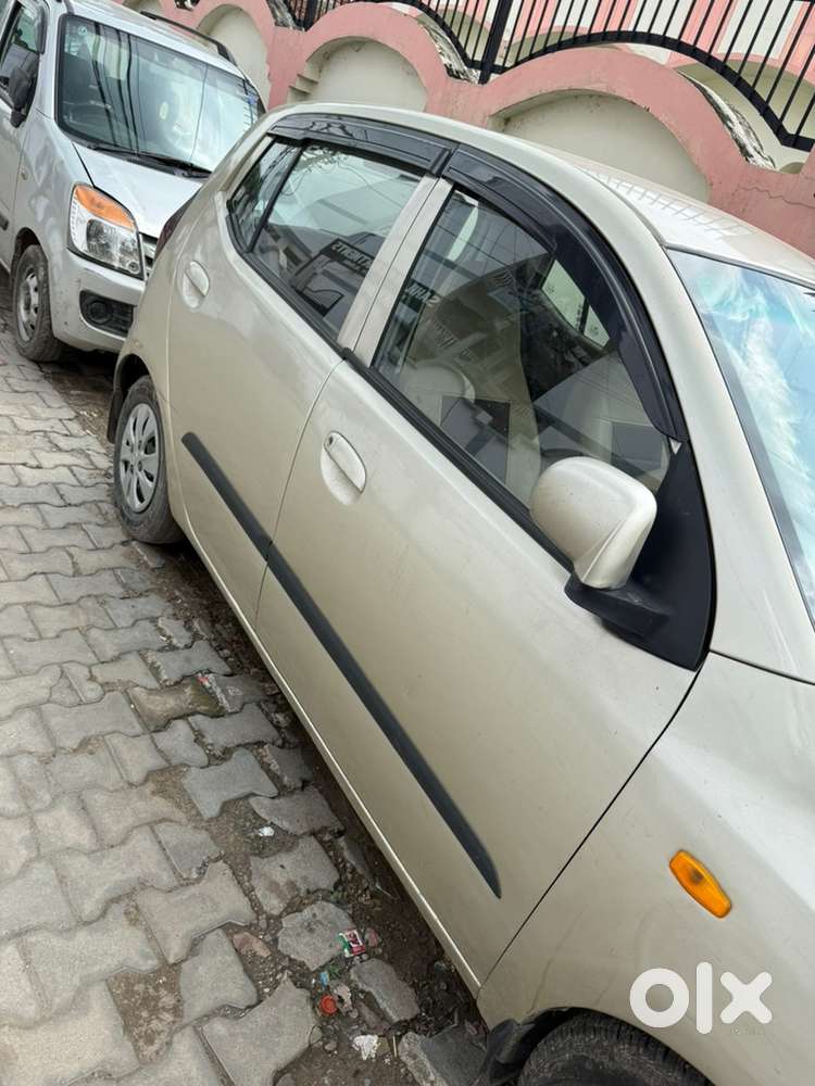 Hyundai I10 Magna O Petrol Automatic 2nd Owner 2012