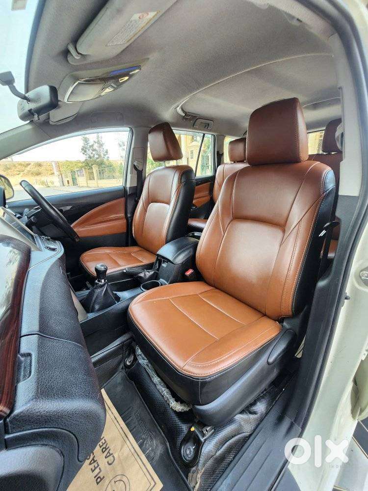 Toyota Innova Crysta 2.4 V, 2017, Diesel