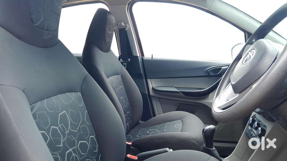 Tata Tiago 1.2 Revotron Xt, 2017, Petrol