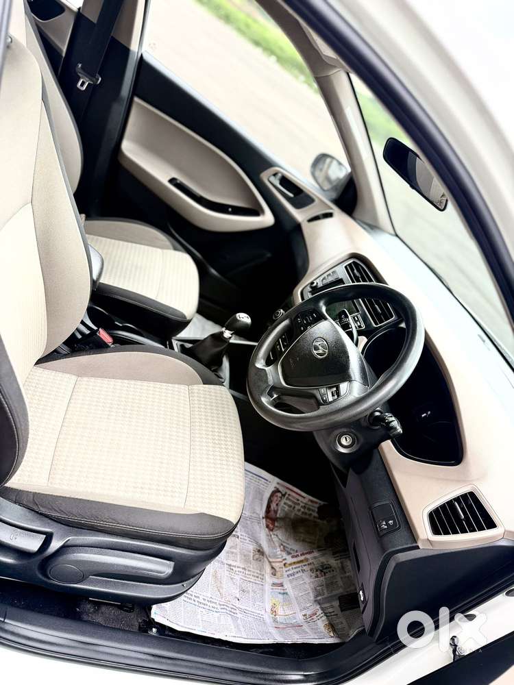Hyundai I20 Asta (o) 1.2 Mt, 2018, Petrol