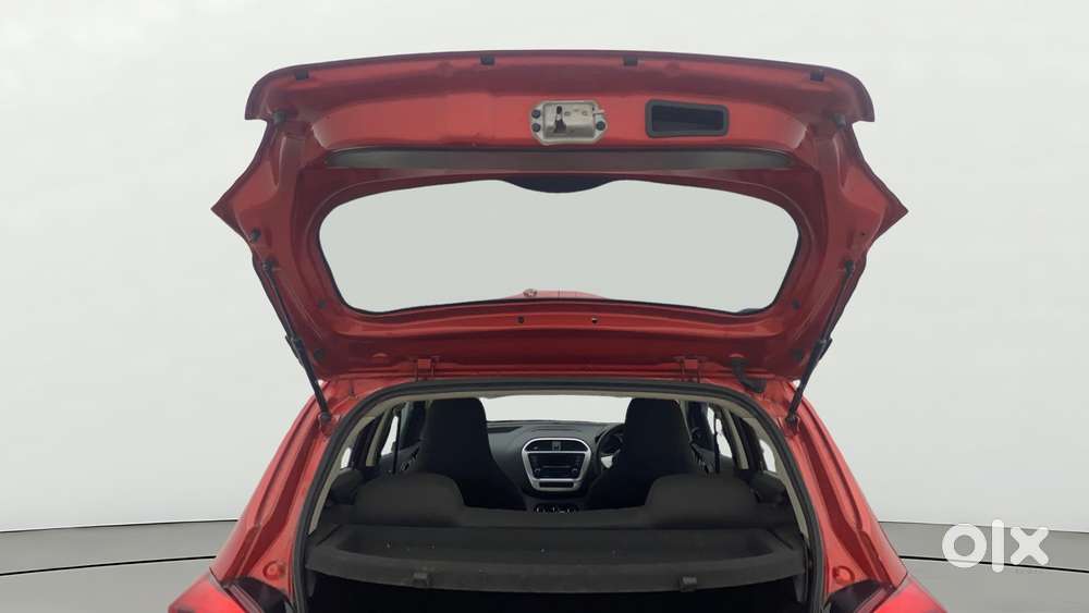 Tata Tiago 1.2 Revotron Xta, 2017, Petrol