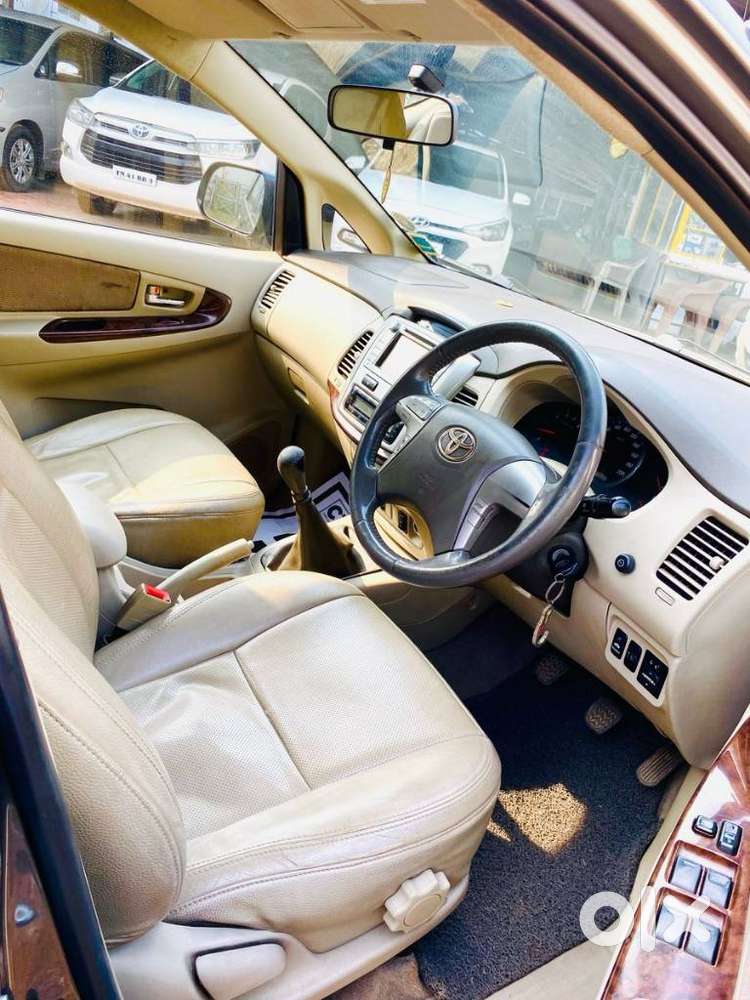 Toyota Innova 2009-2011 2.5 Ev Ms 8 Str Bsiv, 2013, Diesel