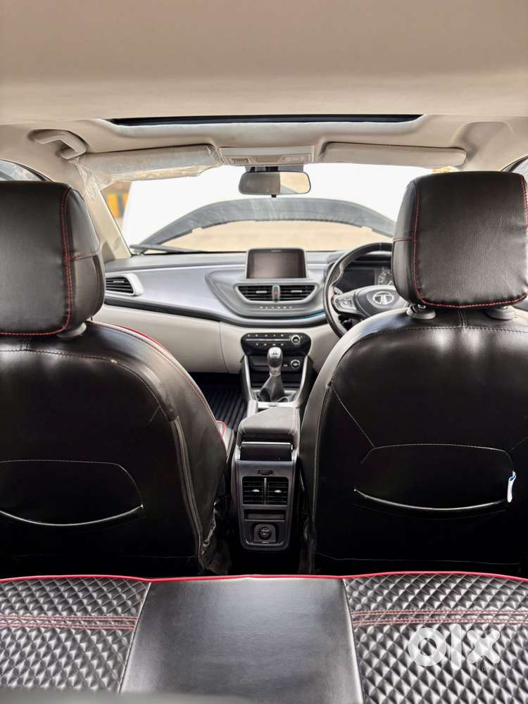 Tata Altroz Xz Plus (s) Dark Edition, 2023, Petrol