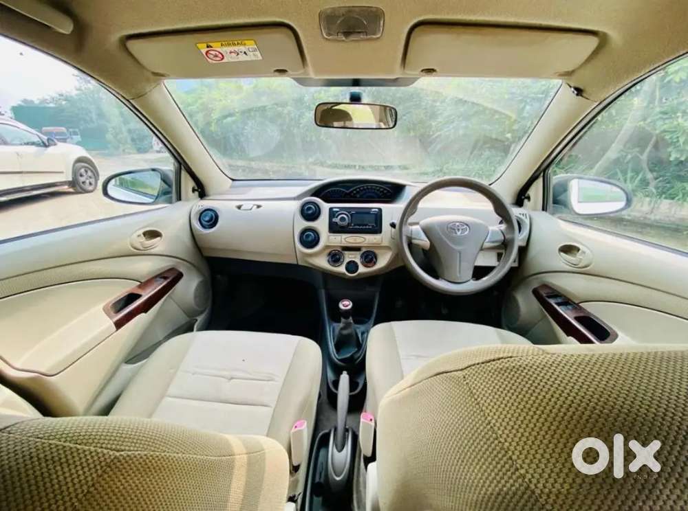 Toyota Etios Liva G 2016