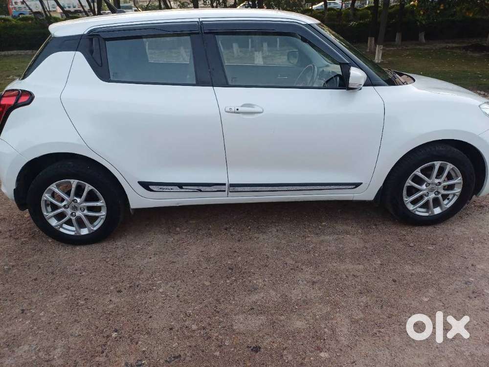 Maruti Suzuki Swift Amt Zxi Plus, 2019, Petrol