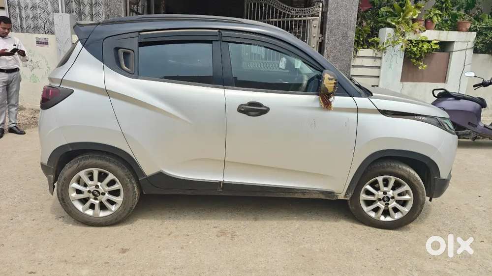 Mahindra Kuv 100 2017 Petrol Well Maintained