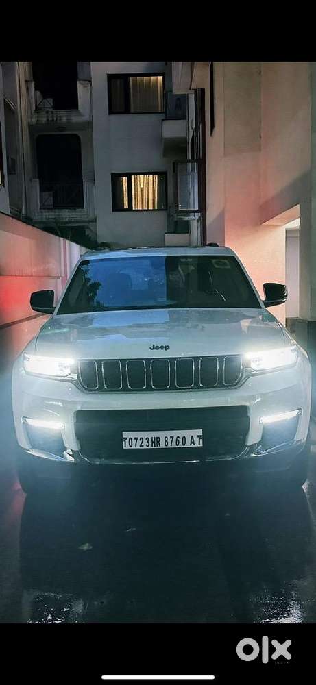 Jeep Grand Cherokee 2023 Petrol Well Maintained