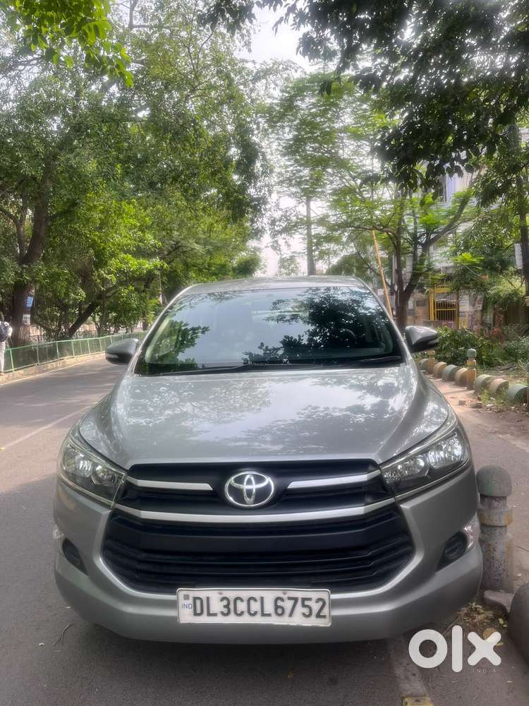 Toyota Innova Crysta 2.7 Gx At 8s, 2017, Petrol