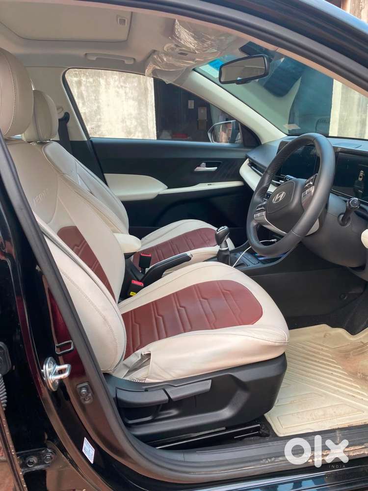 Hyundai Verna 2024 Suv