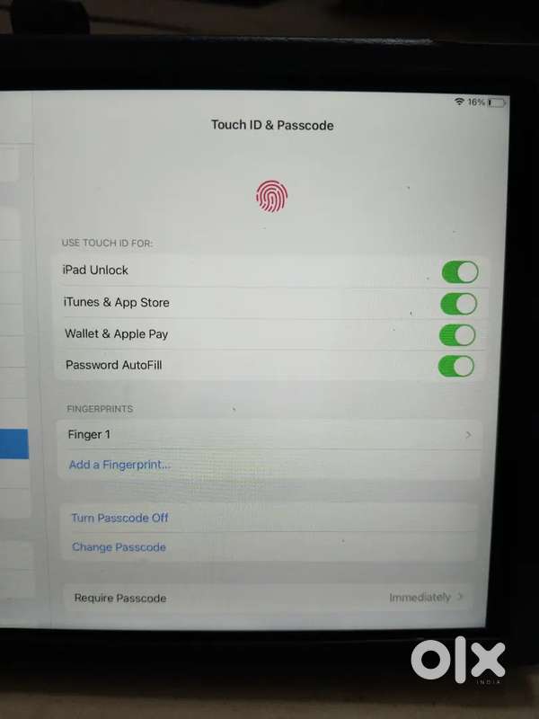 Urgently Sale my ipad air 2 64gb with original charger, 12000