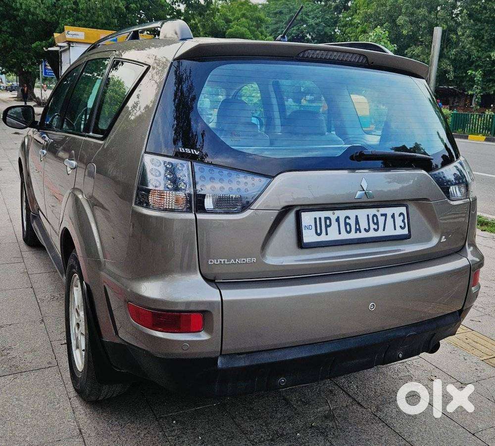 Mitsubishi Outlander 2.4 Cvt, 2012, Petrol