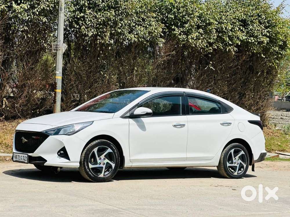 Hyundai Verna 1.5 S Petrol Mt, 2022, Petrol