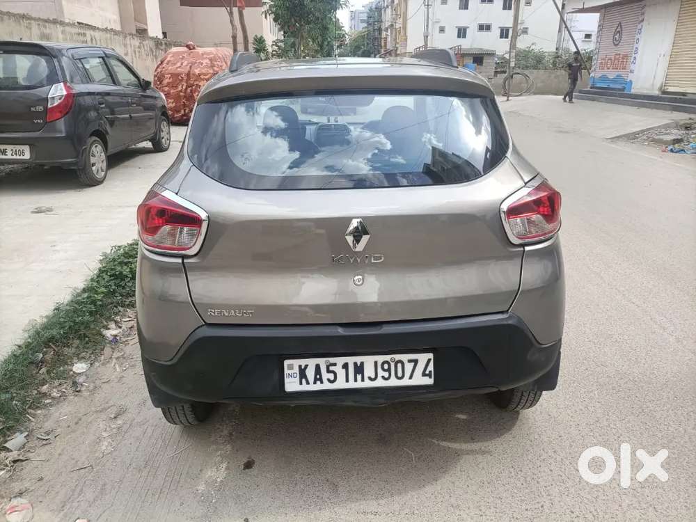 Kwid Automatic 2016 Model