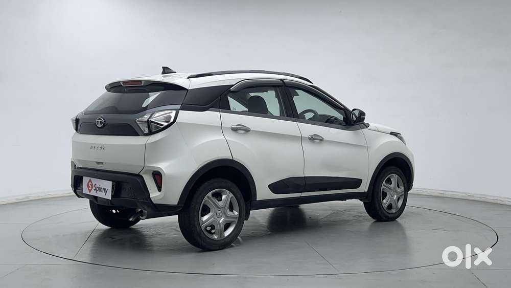 Tata Nexon 1.2 Revotron Xm (s), 2022, Petrol