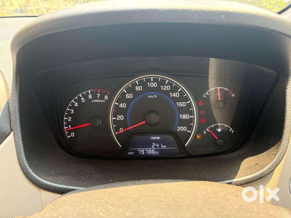 Hyundai Grand I10 2016-2017 Asta Option, 2017, Petrol