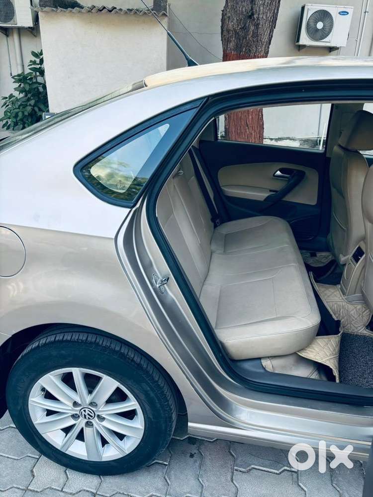 Doctor Female Auto Car