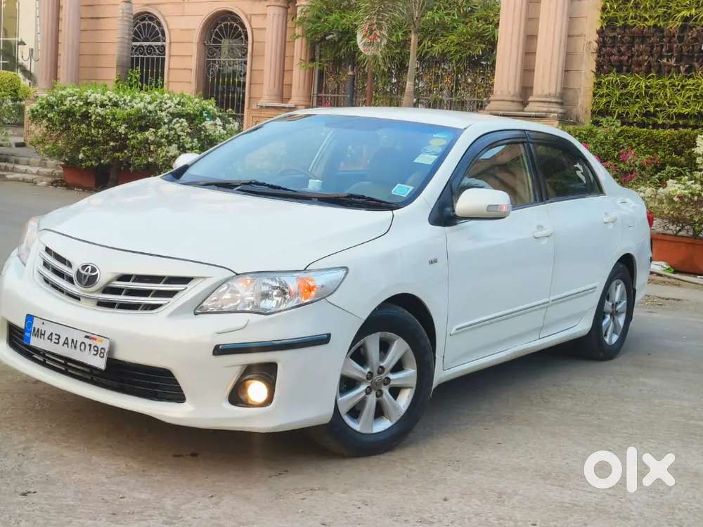 Toyota Corolla Altis 2013