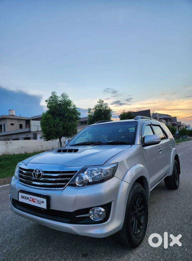 Toyota Fortuner 4x4 Mt, 2012, Diesel