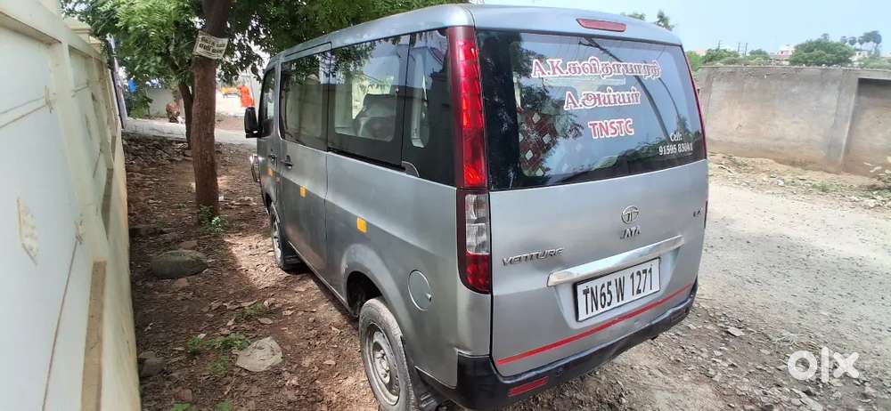 Perfect Vehicle For 8 Seater Family Car With Good Milage