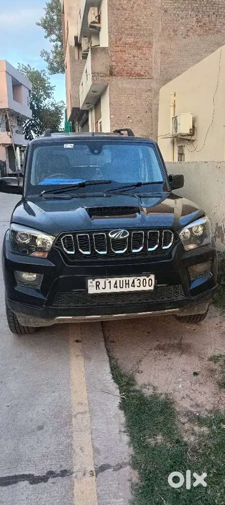 Mahindra Scorpio 2015 Diesel 132000 Km Driven