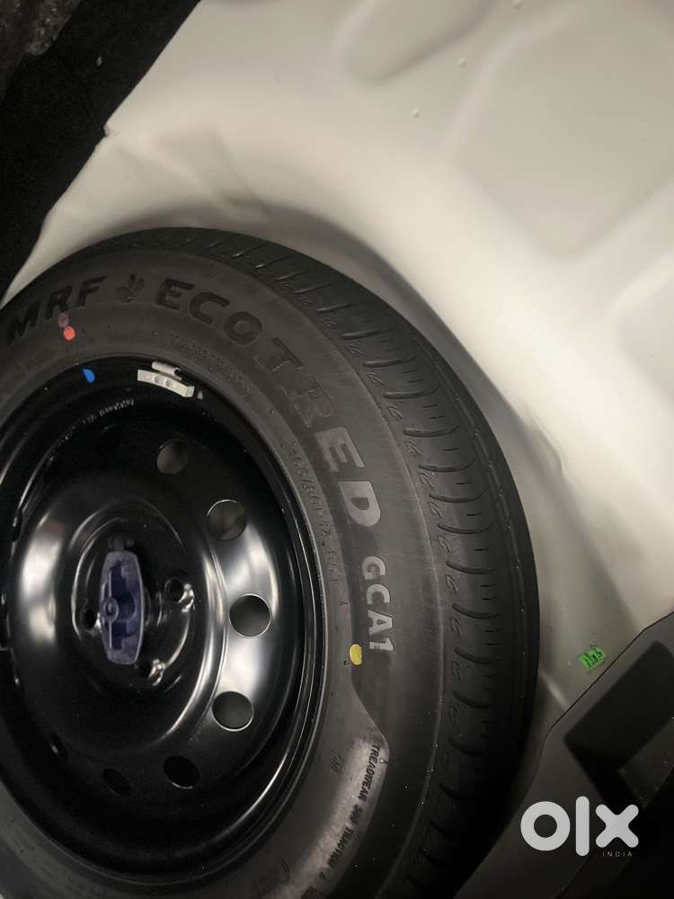 Maruti Suzuki Swift 1.2 Vxi (o), 2025, Petrol