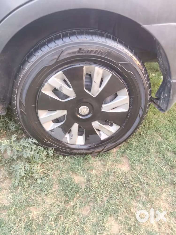 Nissan Sunny 2016 Model