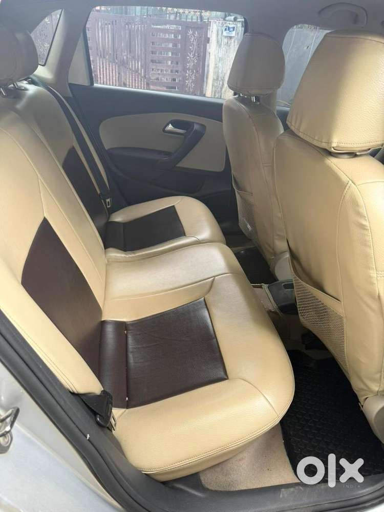 Volkswagen Polo Petrol Highline 2013 Well Maintained