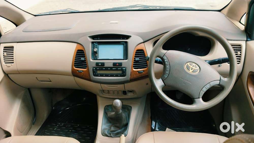 Toyota Innova 2.5 Vx 7 Str, 2011, Diesel