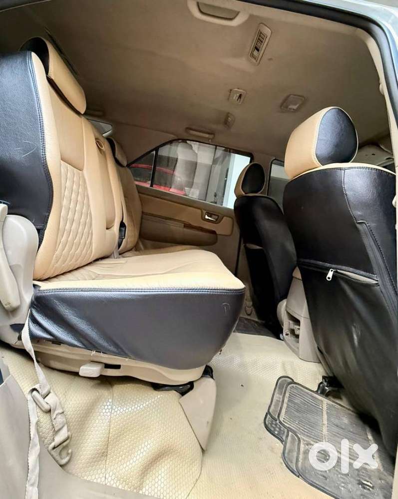 Toyota Fortuner 3.0 4x4 Manual, 2011, Diesel