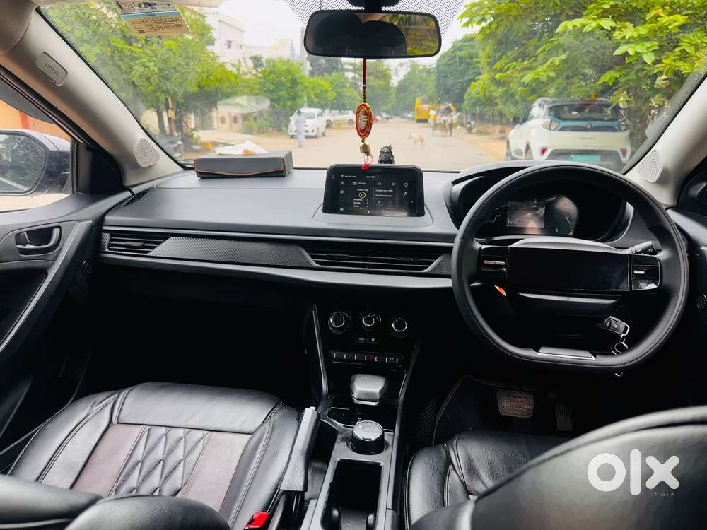 Tata Nexon Smart Plus1.2 Revotron Petrol 5 Mt, 2024, Petrol