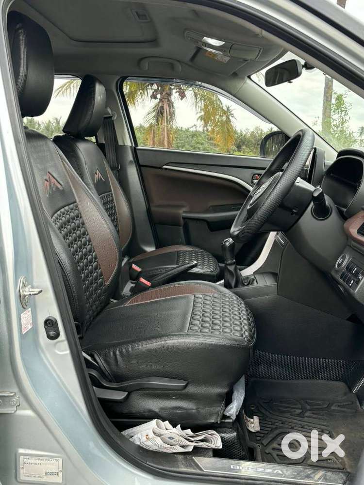 Maruti Suzuki Brezza 1.5 Zxi Smart Hybrid, 2022, Petrol